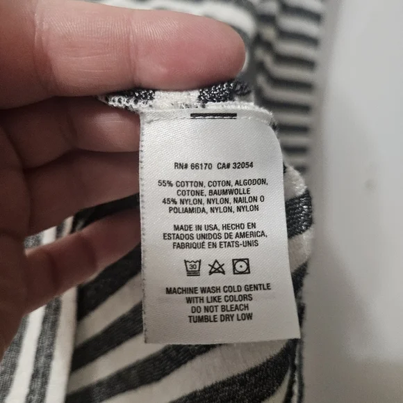 Michael Stars For Anthropologie Gray And White Striped 3/4 Sleeve Top! - Picture 3 of 6